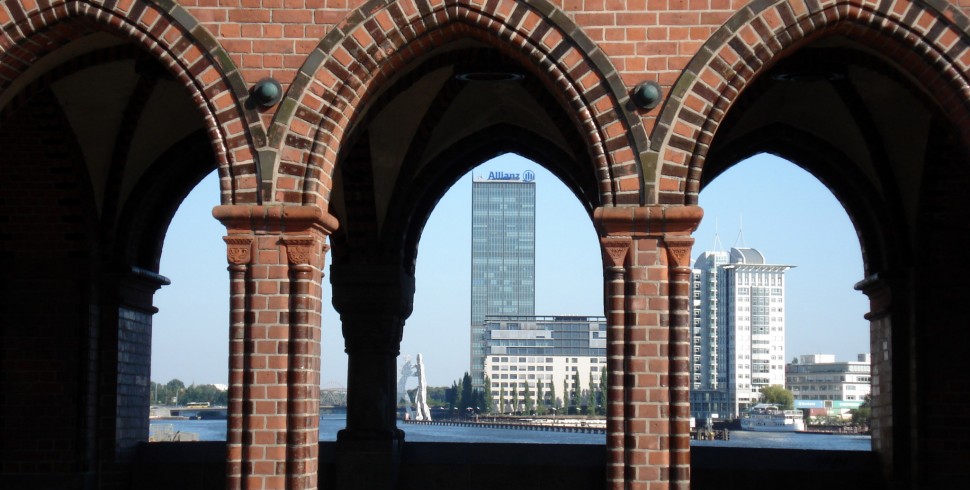 Tuesday Snapshot – Berlin Oberbaumbrücke
