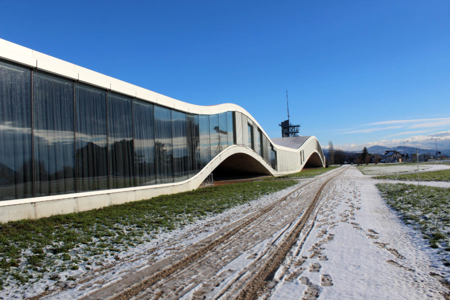 Rolex Learning Center – Wo man die Löcher im Gebäude findet