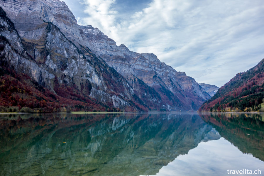 Wanderung zum Klöntalersee – Indianersommer mit Soundtrack