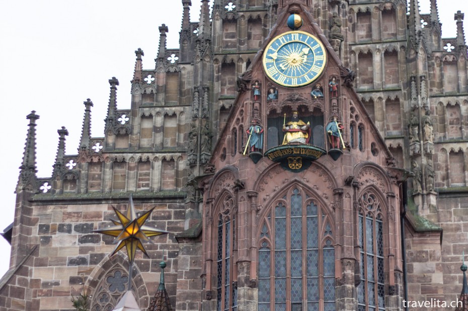 Sicht über den Nürnberger Christkindlesmarkt