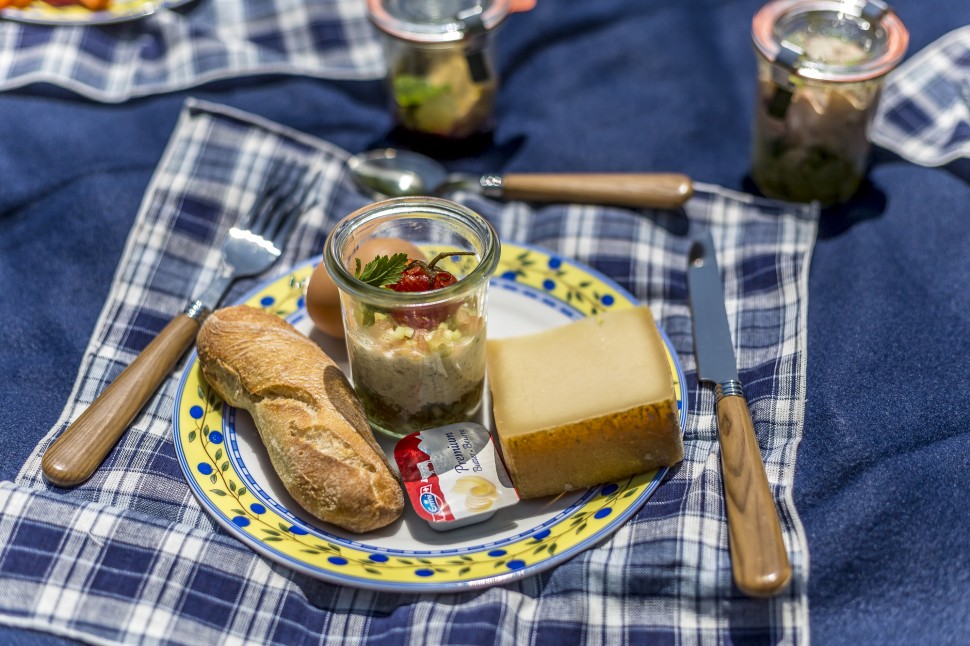 Picknick-am-Bielersee-Fontana-3