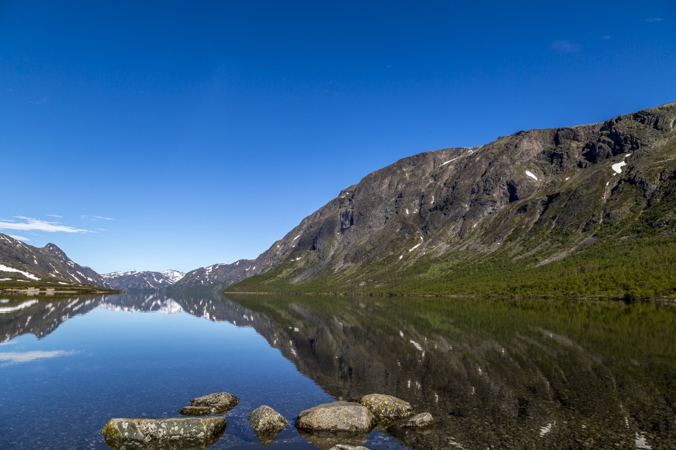 Gjendesheim mit Gjende-Sees und Besseggen