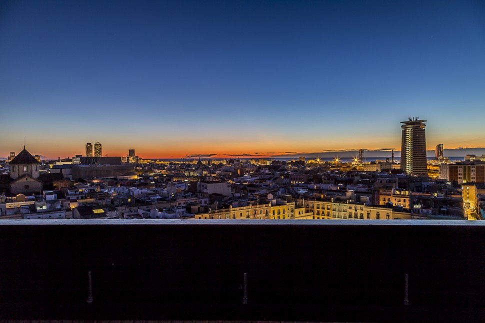 Barcelo-Raval-Sonnenaufgang-1