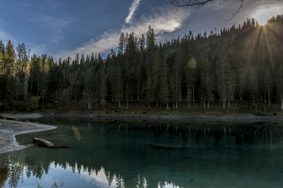 Caumasee mit der Sonne