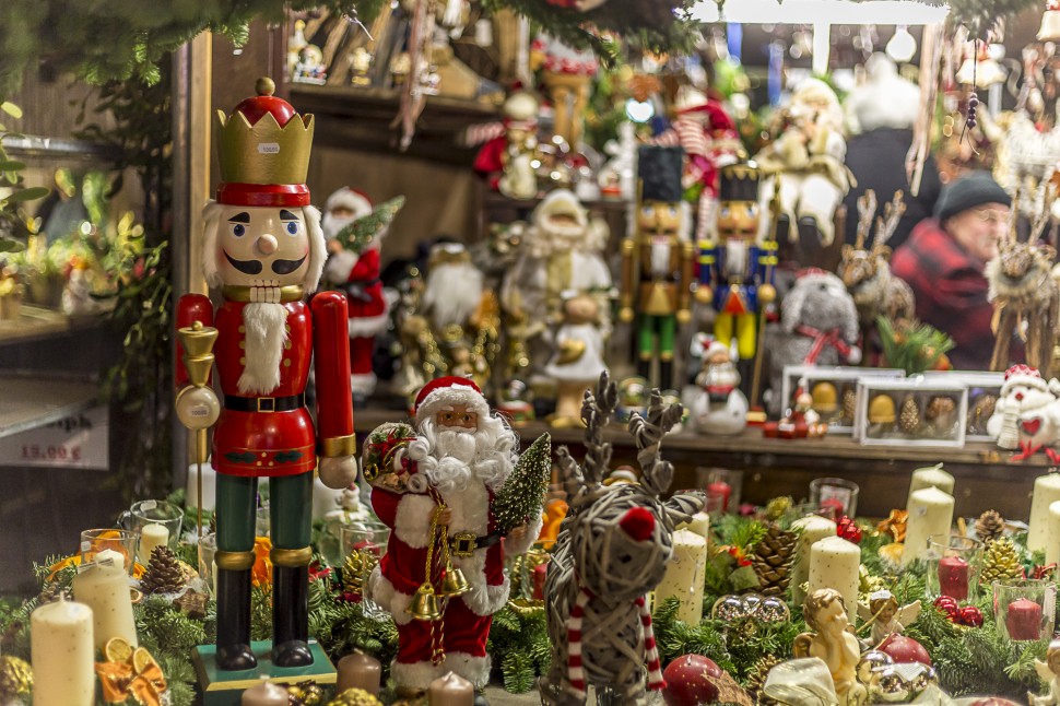 Trier-Weihnachtsmarkt-Handarbeit