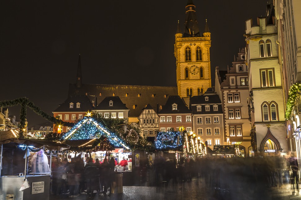 Trierer-Weihnachtsmark-Hauptmarkt-2