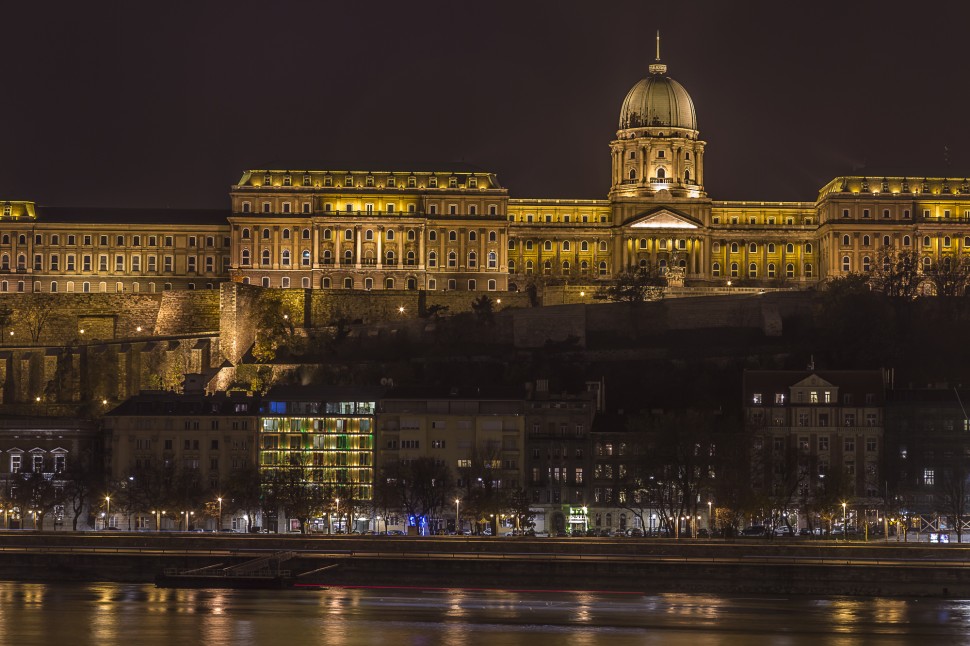 budapest-lanchid-19-night