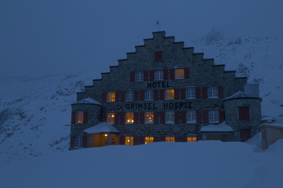 Blue-Hour-Grimsel