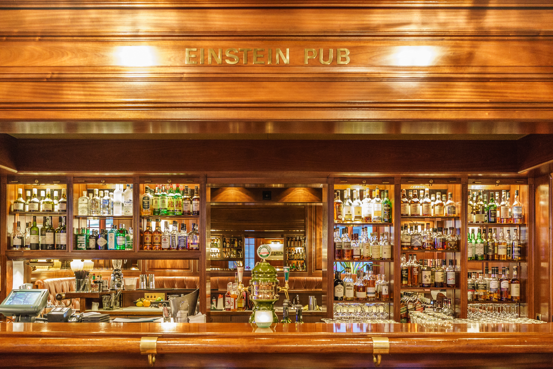 Einstein-Pub-St-Gallen