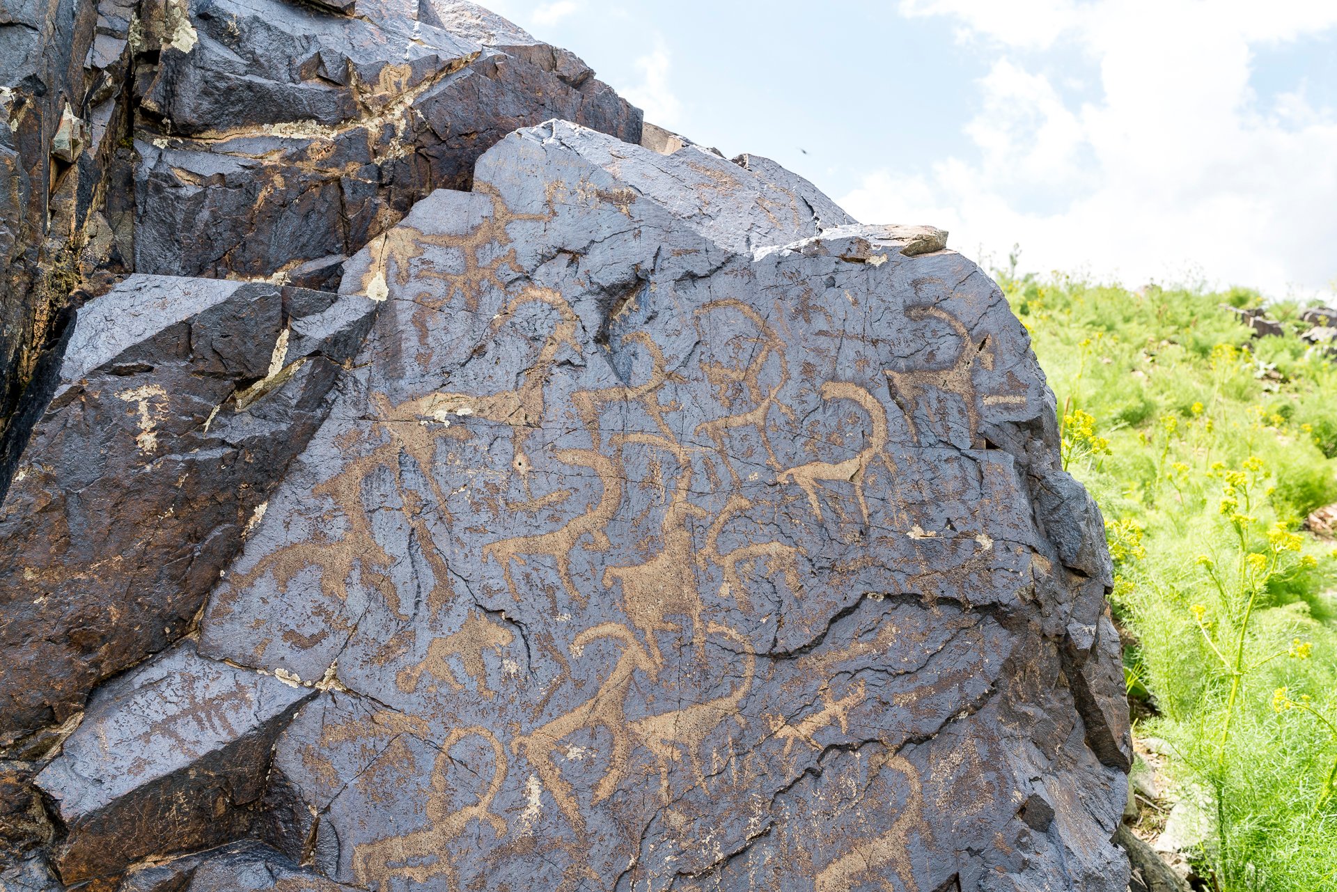 Petroglyphen Kumbel-Pass