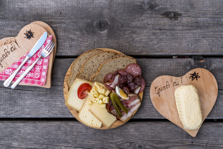 Burgeralm Brotzeit Almwirtschaft