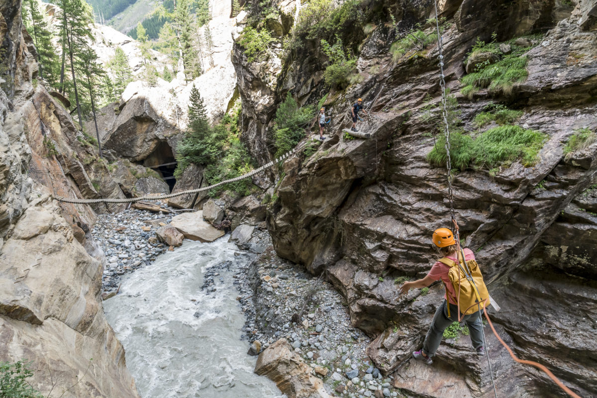 Saas Fee Gorge Alpine Tyrolienne