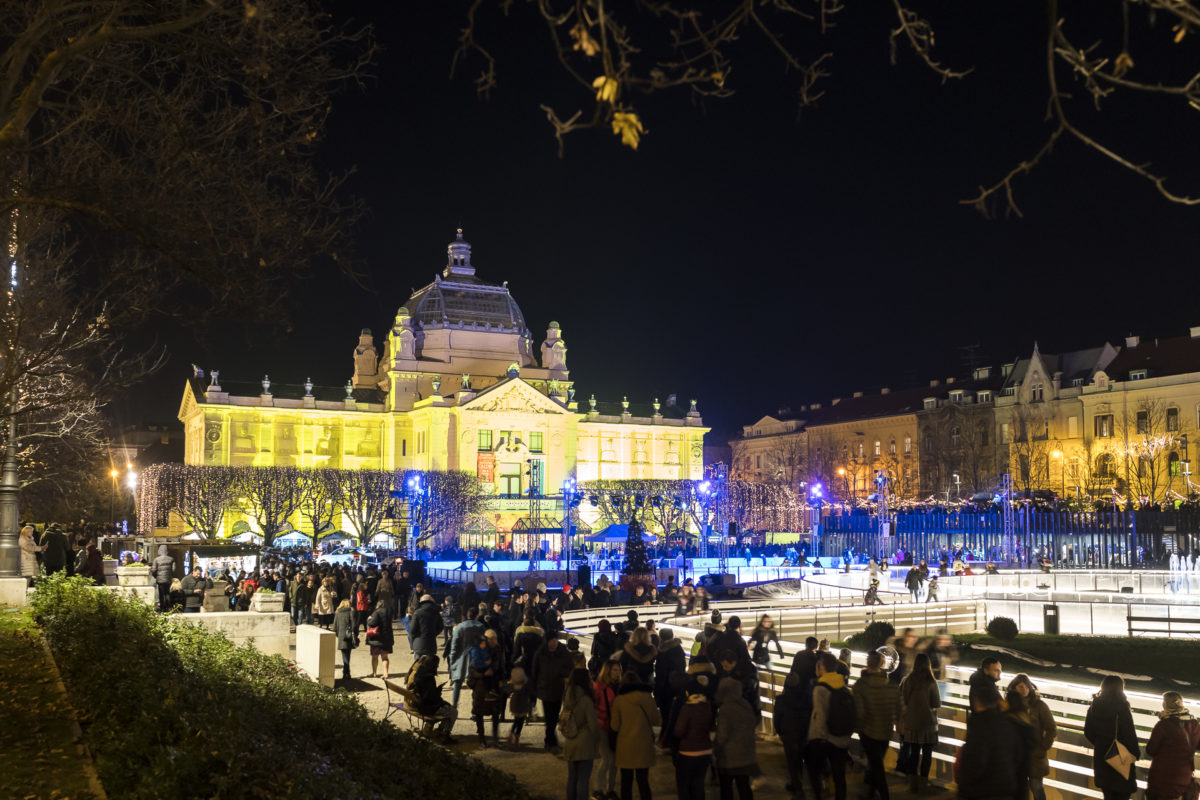 Ledeni Park Advent