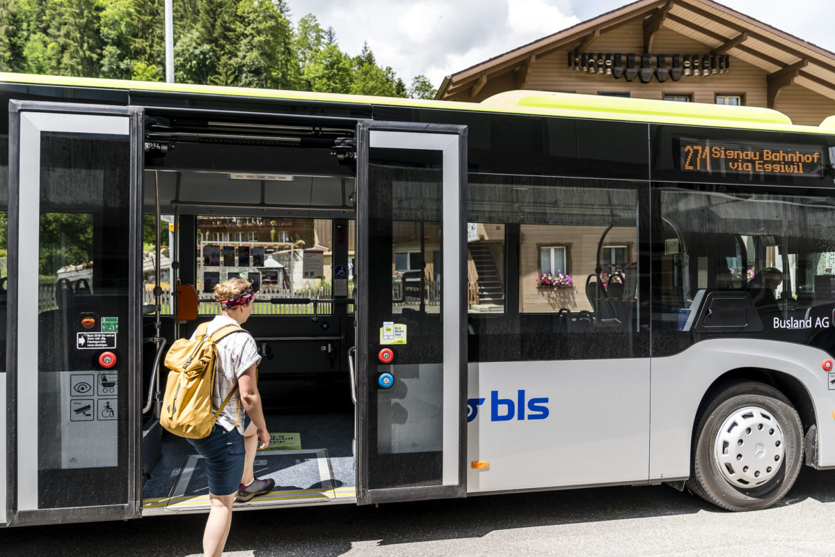 Bus von Röthenbach nach Signau