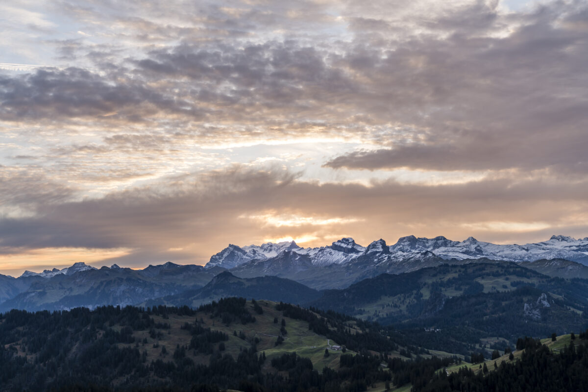 Sonnenaufgang Mythen