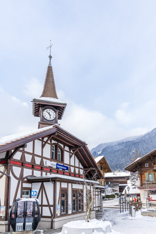 Historischer Bahnhof Zweisimmen MOB