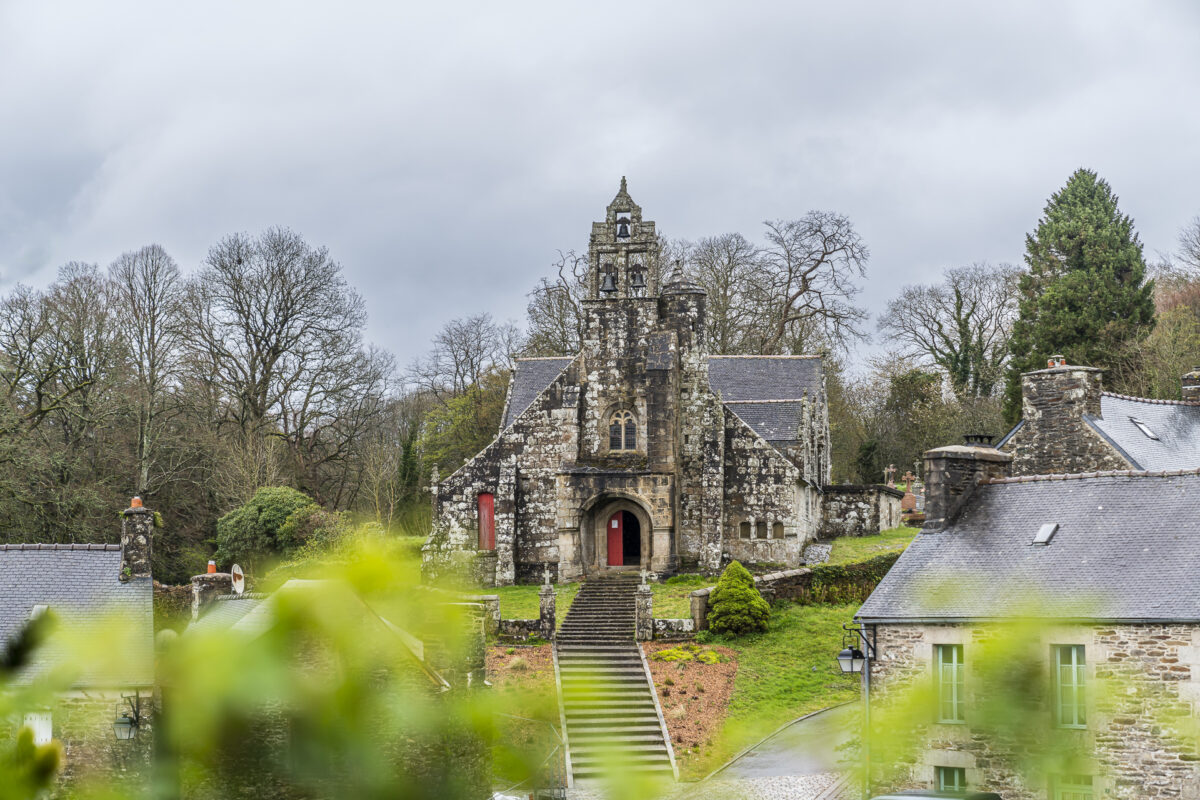 Kirche Belle-isle-en-Terre