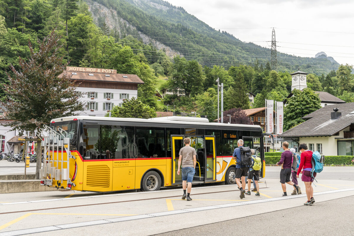 Innertkirchen Postauto Haltestelle