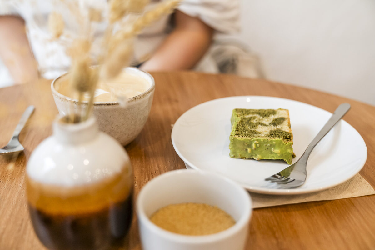 Bom Coffee Matcha Cake