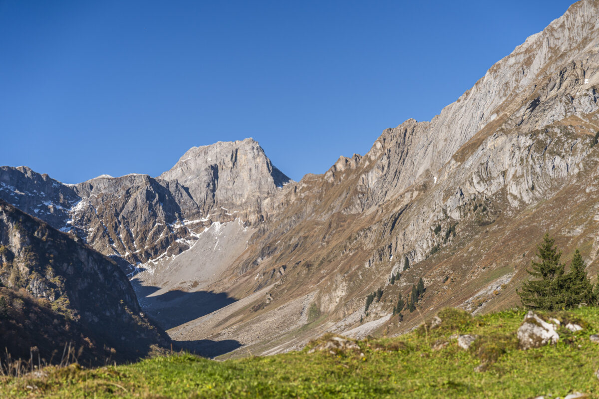 Panorama entlang des Oberblegisee-Wegs