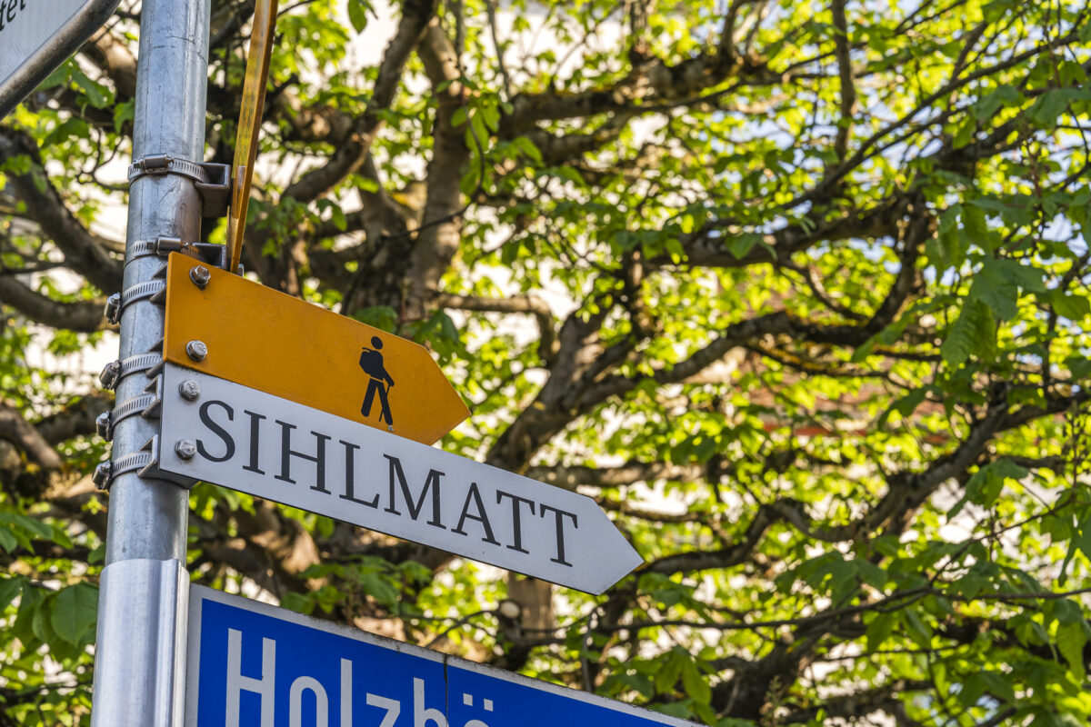 Wegweiser Menzingen Richtung Sihlmatt