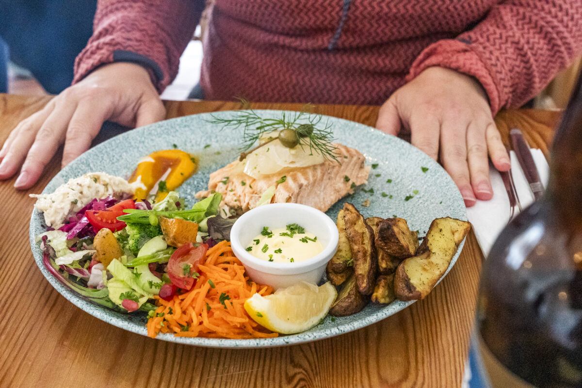 Lunch im Beehive auf Achill Island