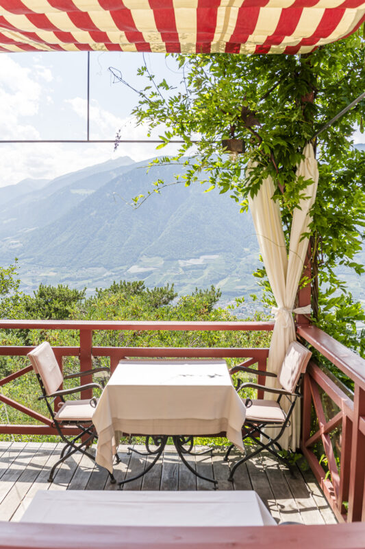 Castel Fragsburg Outdoorr Dining