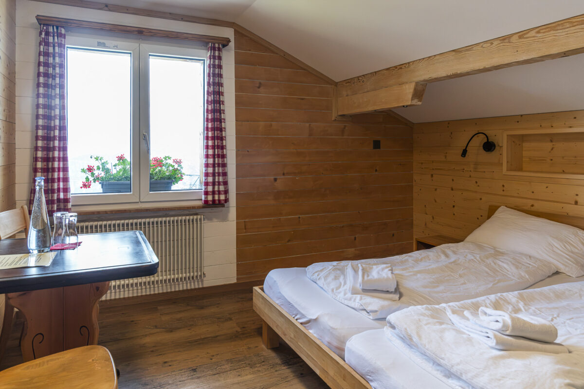 Zimmer im Berghaus Niederhorn